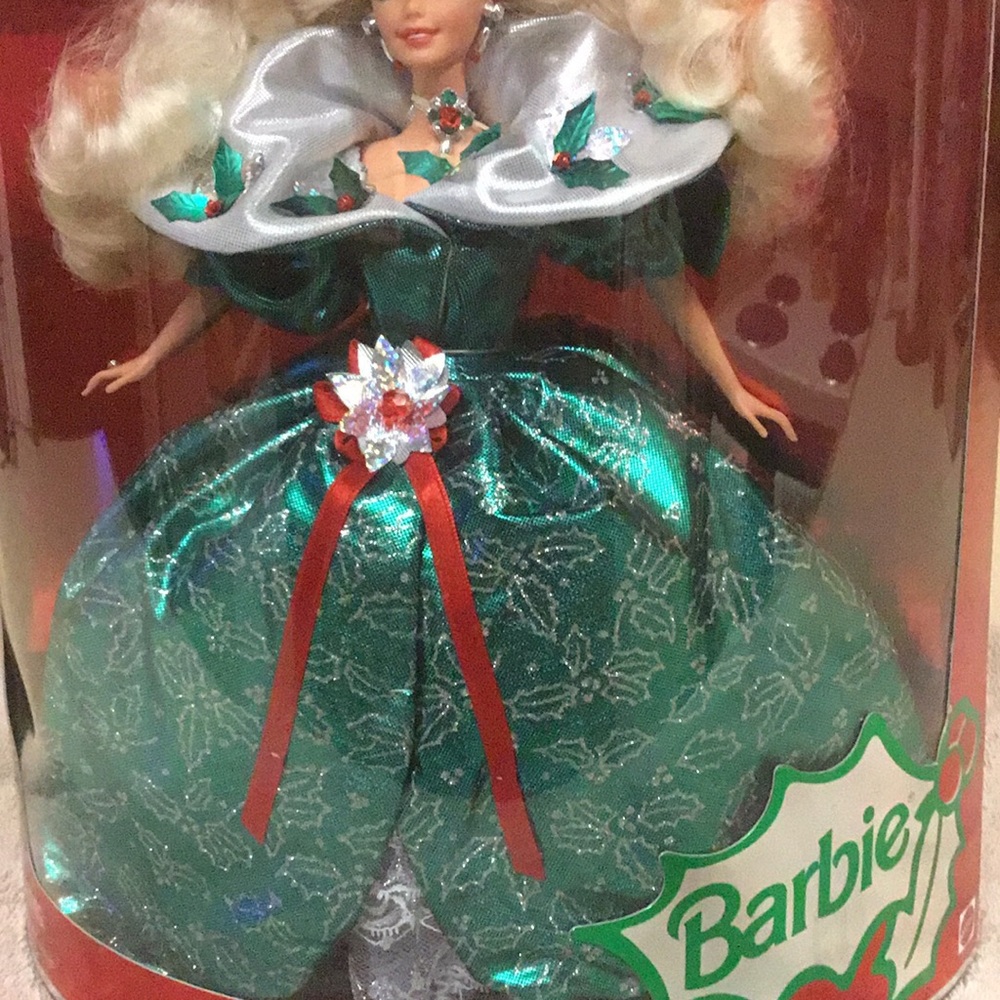 Vintage 1995 holiday Barbie new in box green dress